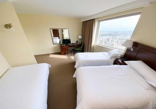 2022年酒店行业的债务违约与并购分析