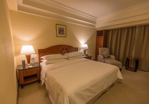 三亚酒店8万1晚的6人间瞬间订完